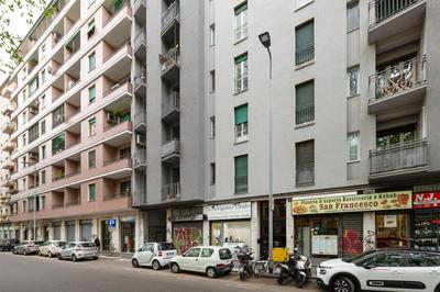 GuestHost - Viale Umbria Bright Studio