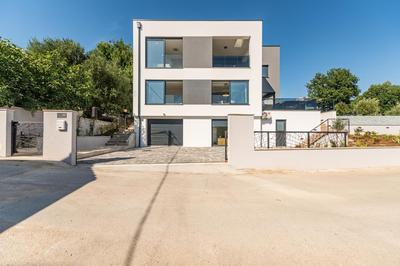 Seaview Villa A`More with heated pool