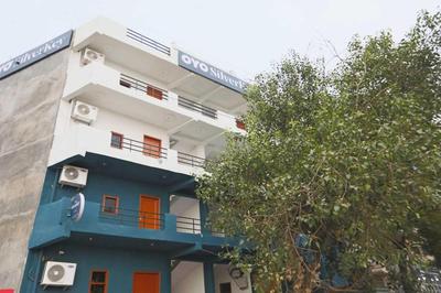 Hotel O New Noida Empire