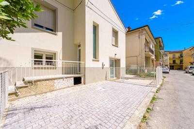 AlleMura Uno - Free WiFi, Private Parking & Air Conditioning