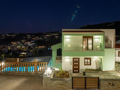 POSEIDON Villas Agia Pelagia-Private swimming pool and sea view