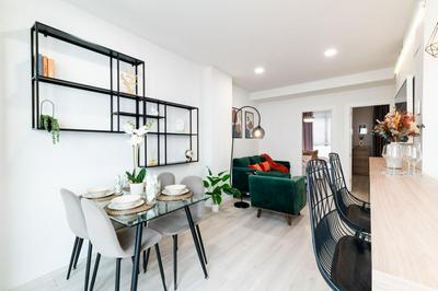 Wekey Homes, Ángel Deluxe Apartment with Parking