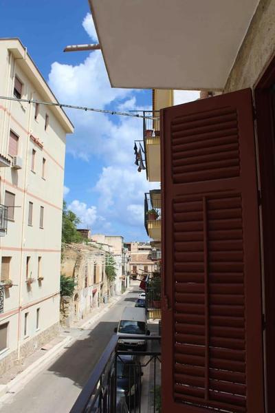 Portale Siciliano ad Altavilla Milicia