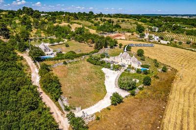 Villa Trulli Isabella by Villa Plus