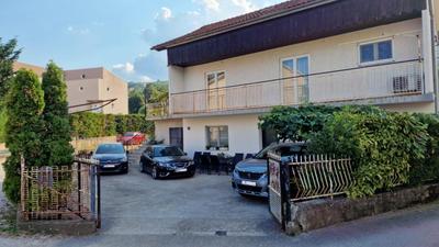Studio Apartman American Graffiti