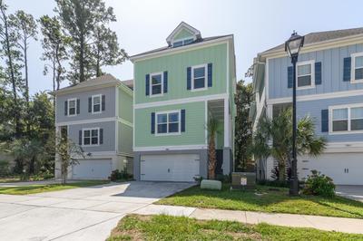 15% off 7 Night Stays Aug- Oct NEW build, Elevator, Pool, EV Charging, Entertainment area