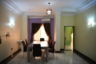 Carlton Apex Apartments