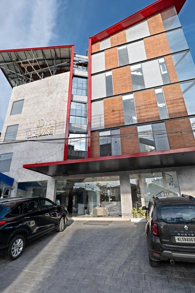 D-Luxe Hotel