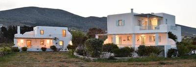 Tonia Apartments Paros