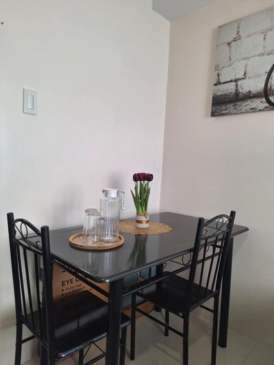 R1123 Tower 3 Persimmon Studio