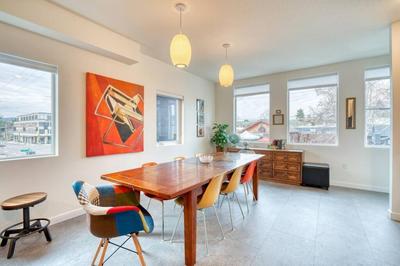 Stay Portland - Crossroads Vintage Funk Penthouse - 94 WalkScore