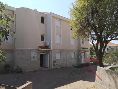 Appartement für 7: Zentrale Lage mit Privatparkplatz