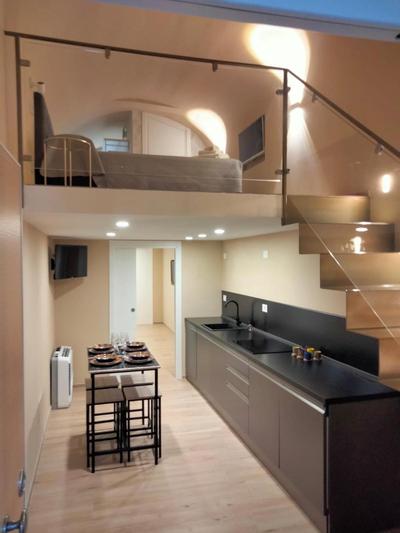 Beata Elia Loft
