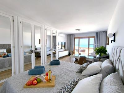 Los Cristianos - breathtaking view, AC, heated pool, fibre net