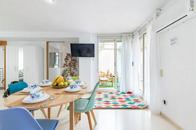 Penthouse Duplex in a 4 floors spanish house -8 min to center by Metro