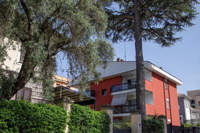 The Right Place 4U Roma Monteverde Al Palazzetto Apartment with Terrace&Garage