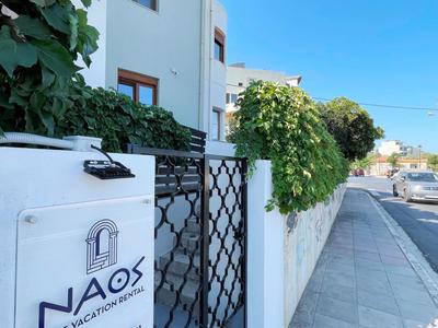 NAOS-Sea front vacation rental by Chania center