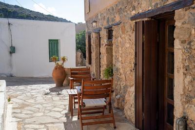Tsolias Stone House