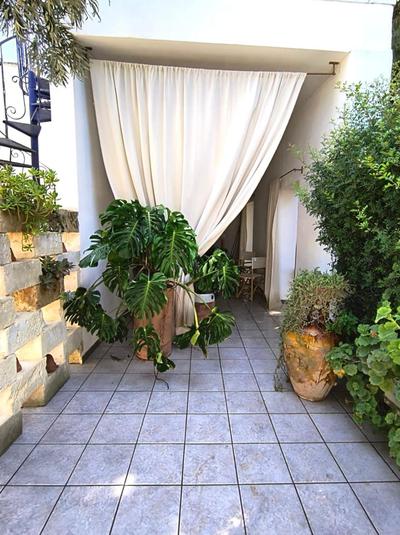 Elena's House