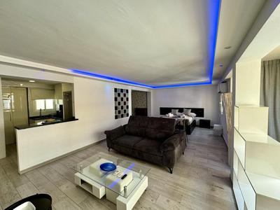 Marbella Central 6 by Homing