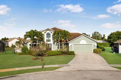 Massive 6 bedroom with Pool