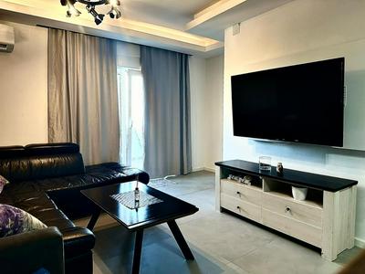 L&M sea view apartment