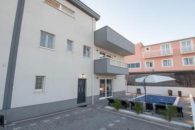 VILLA OCEAN BREEZE with pool