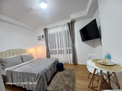 Cozy Studio Condo at Mesatierra Garden Residences