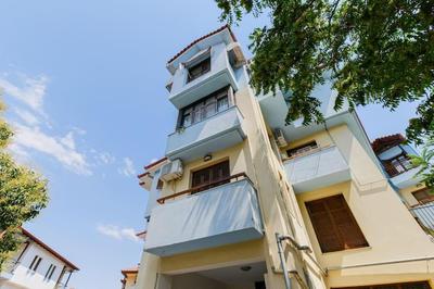 Zennova #72 Tsinari Luxury Suite - Private Parking