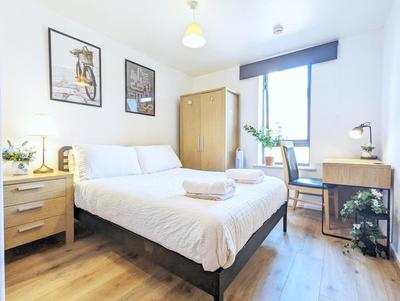 Guest Room In City Centre Near Key Attractions