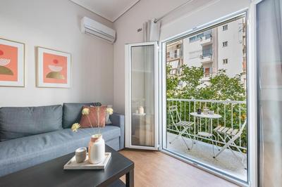Comfortable Apartment In Athens