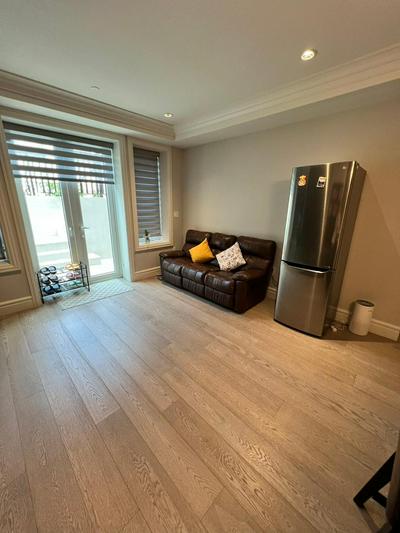 Private Rooms in Vancouver West