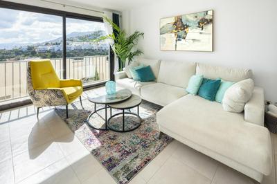 Marbella Hills: Vistas espectaculares y lujo