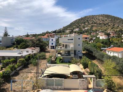 Seaview penthouse by the beach