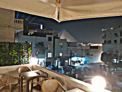 Pyramids destination Inn