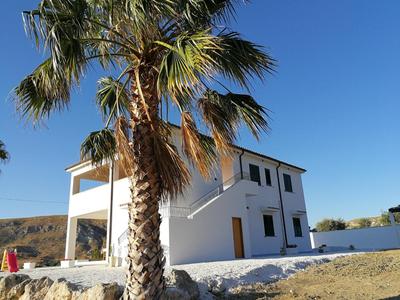 Spacious Apartment in Montallegro with Stunning Views