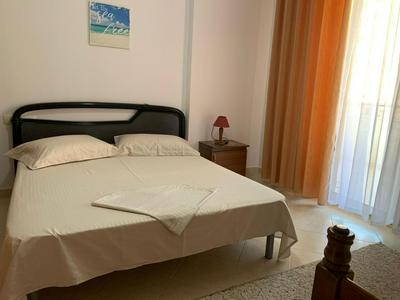 Apartment 31