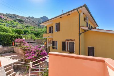 Appartamento con vista mare Chiessi