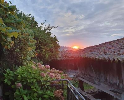 Amanece en Miravalles