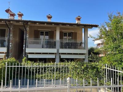 5 Min Peschiera del Garda - Piscina, parcheggio, terrazzo