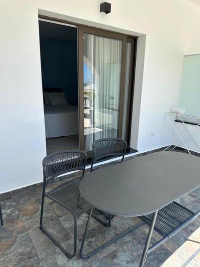 Malpique heated pool & Jacuzzi Guest House