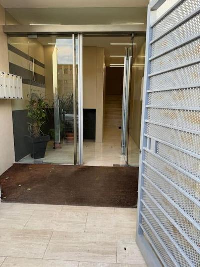 Modern Apartment Giovanni Square IUN Q6922
