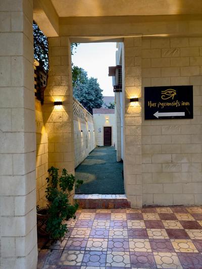 Hur magic pyramids Hotel