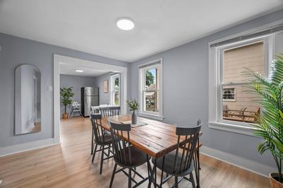 Slick&Spacious 2 Bdr Apt Natrona Hts
