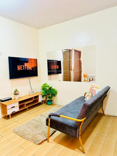 Feels Like Homie Staycation