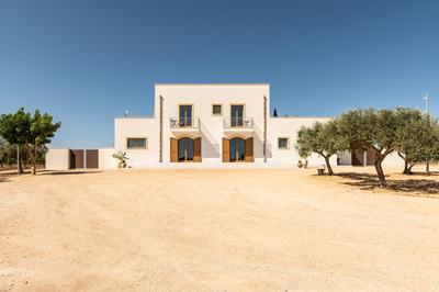 Casale Gorghi Tondi House e Vineyard