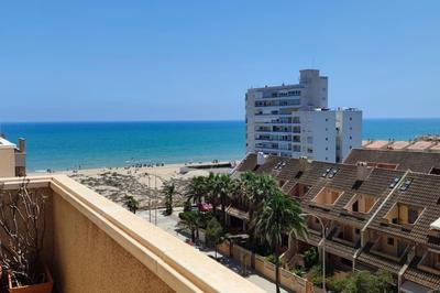Amplio apartamento con vista al mar en El Perelló