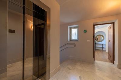 Dora penthouse Uffizi view