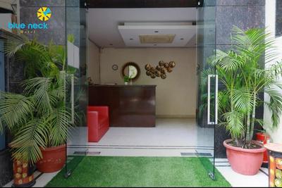 Hotel Blue Neck Hudda City Centre Fortis Hospital