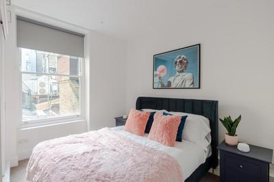 1-bed Flat by Oxford Circus - Fitzrovia - Sleeps 4